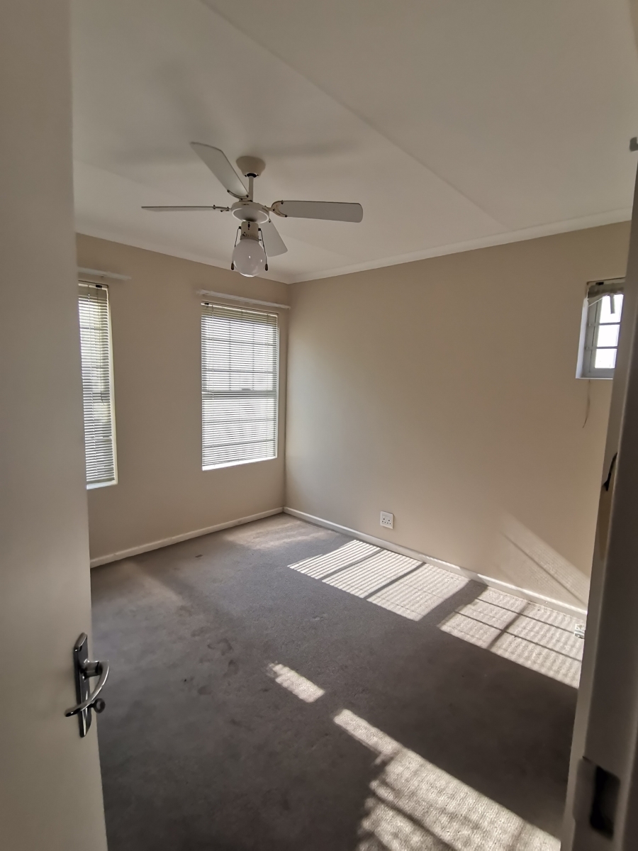 To Let 3 Bedroom Property for Rent in Fairview Golf Estate Western Cape